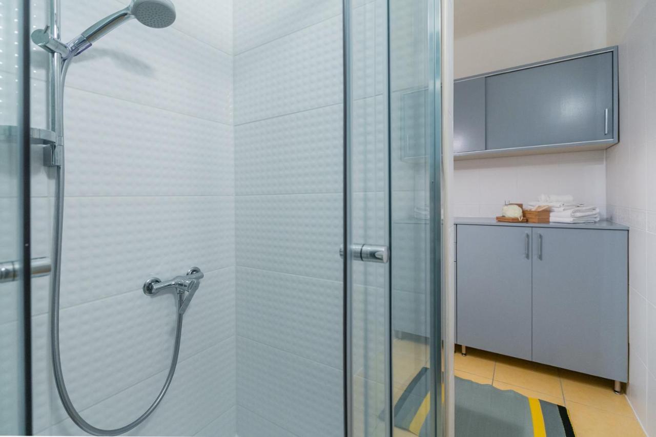 Peaceful Apartment Near Buda Castle And Chain Bridge Будапеща Екстериор снимка